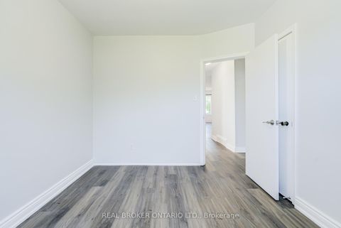 Photo 18 at 40 Japonica Road, Maryvale, Toronto