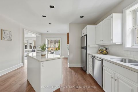 Photo 15 at 102 Ridge Drive, Moore Park, Toronto