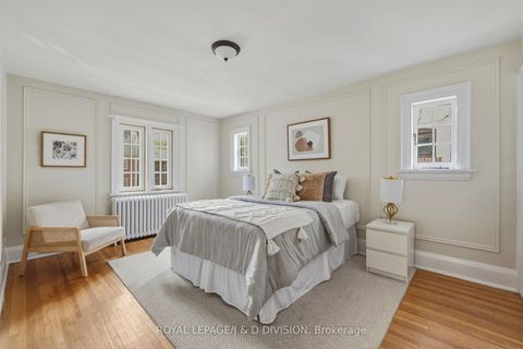 Photo 26 at 102 Ridge Drive, Moore Park, Toronto