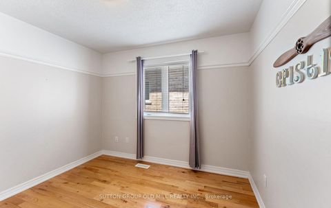 Photo 22 at 201 Vellore Park Avenue, Vellore Village, Vaughan