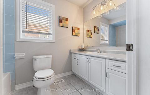 Photo 29 at 201 Vellore Park Avenue, Vellore Village, Vaughan