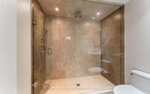 Photo 40 at 201 Vellore Park Avenue, Vellore Village, Vaughan