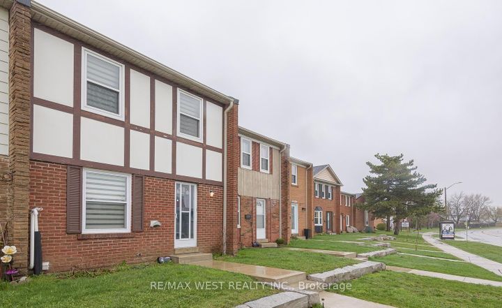 Photo 1 at 67 - 900 Central Park Drive, Northgate, Brampton