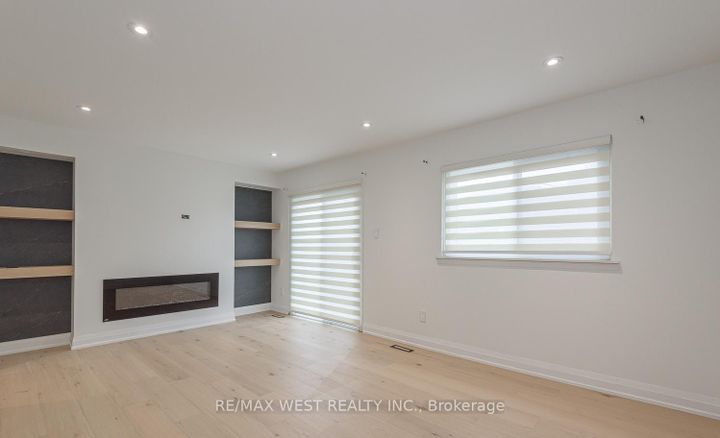 Photo 11 at 67 - 900 Central Park Drive, Northgate, Brampton