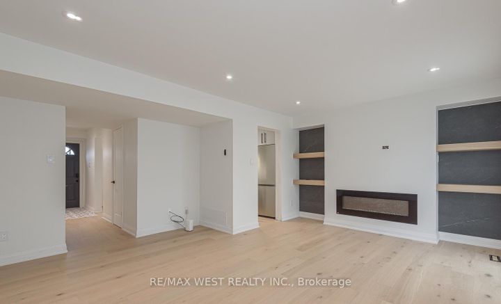 Photo 12 at 67 - 900 Central Park Drive, Northgate, Brampton