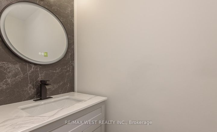 Photo 14 at 67 - 900 Central Park Drive, Northgate, Brampton