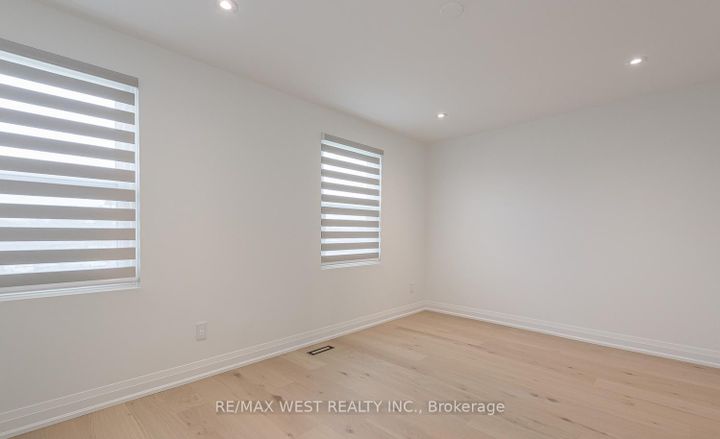 Photo 17 at 67 - 900 Central Park Drive, Northgate, Brampton