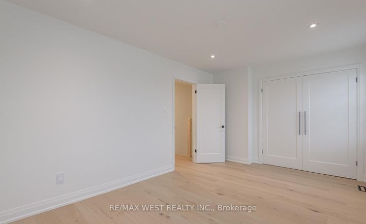 Photo 18 at 67 - 900 Central Park Drive, Northgate, Brampton