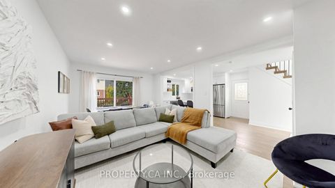Photo 3 at 32 Hodgins Avenue, Keswick South, Georgina