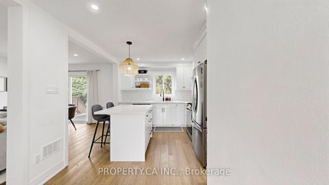 Photo 9 at 32 Hodgins Avenue, Keswick South, Georgina