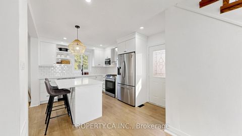 Photo 10 at 32 Hodgins Avenue, Keswick South, Georgina