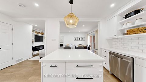 Photo 14 at 32 Hodgins Avenue, Keswick South, Georgina