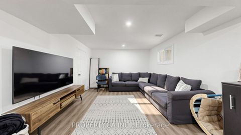Photo 38 at 32 Hodgins Avenue, Keswick South, Georgina