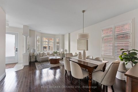 Photo 7 at 20 Denbury Court, Brooklin, Whitby