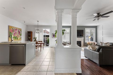 Photo 8 at 20 Denbury Court, Brooklin, Whitby