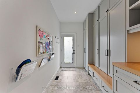 Photo 15 at 20 Denbury Court, Brooklin, Whitby