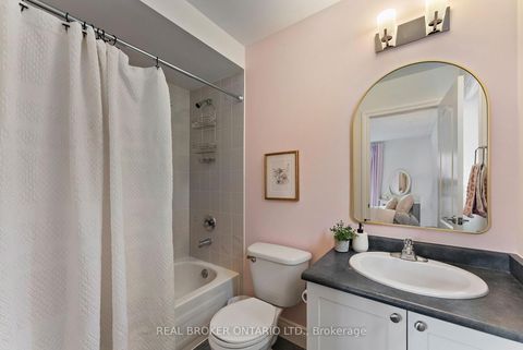 Photo 31 at 20 Denbury Court, Brooklin, Whitby