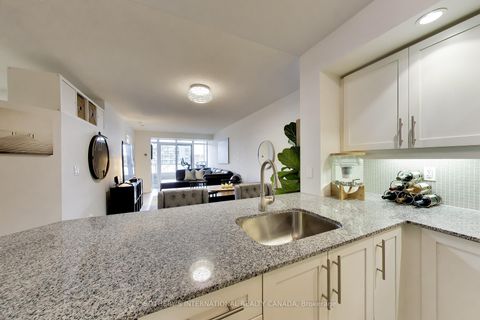 Photo 4 at 720 - 85 East Liberty Street, Niagara, Toronto