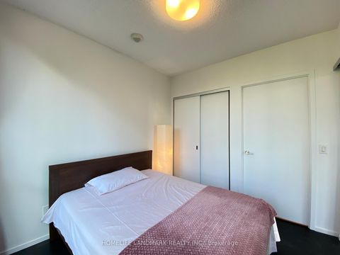 Photo 7 at 606 - 101 Charles Street E, Yonge Corridor, Toronto