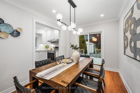 Photo 14 at 556 Davisville Avenue, Mount Pleasant East, Toronto
