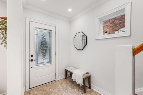 Photo 29 at 556 Davisville Avenue, Mount Pleasant East, Toronto