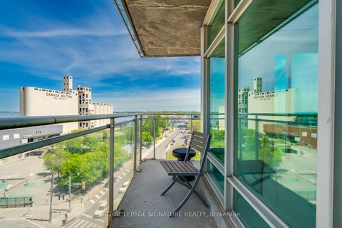 Photo 15 at 1007 - 650 Queens Quay W, Waterfront Communities C1, Toronto