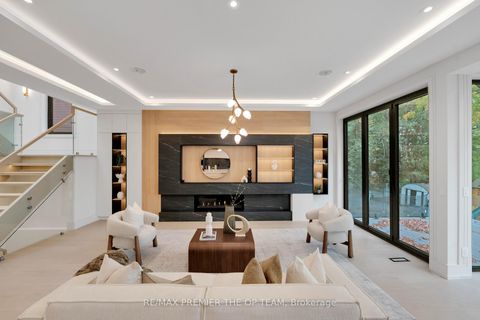 Photo 11 at 487 Coldstream Avenue, Nortown, Toronto