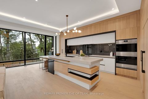 Photo 14 at 487 Coldstream Avenue, Nortown, Toronto