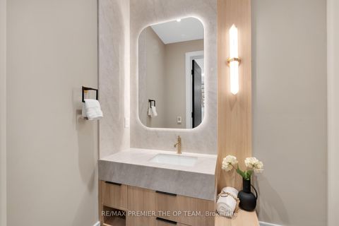 Photo 22 at 487 Coldstream Avenue, Nortown, Toronto