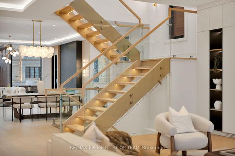 Photo 23 at 487 Coldstream Avenue, Nortown, Toronto