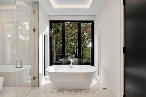Photo 27 at 487 Coldstream Avenue, Nortown, Toronto