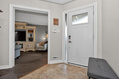 Photo 2 at 94 Golden Meadow Road, Bayshore, Barrie