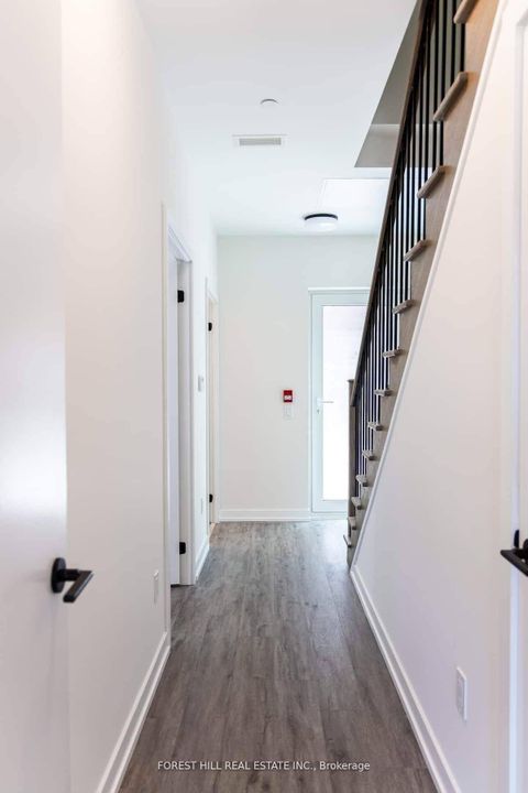 Photo 14 at 101 - 2300 St Clair Avenue W, Junction Area, Toronto