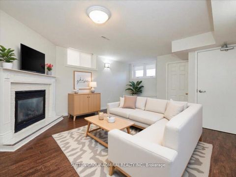 Photo 12 at 64 Copeman Crescent, Painswick North, Barrie