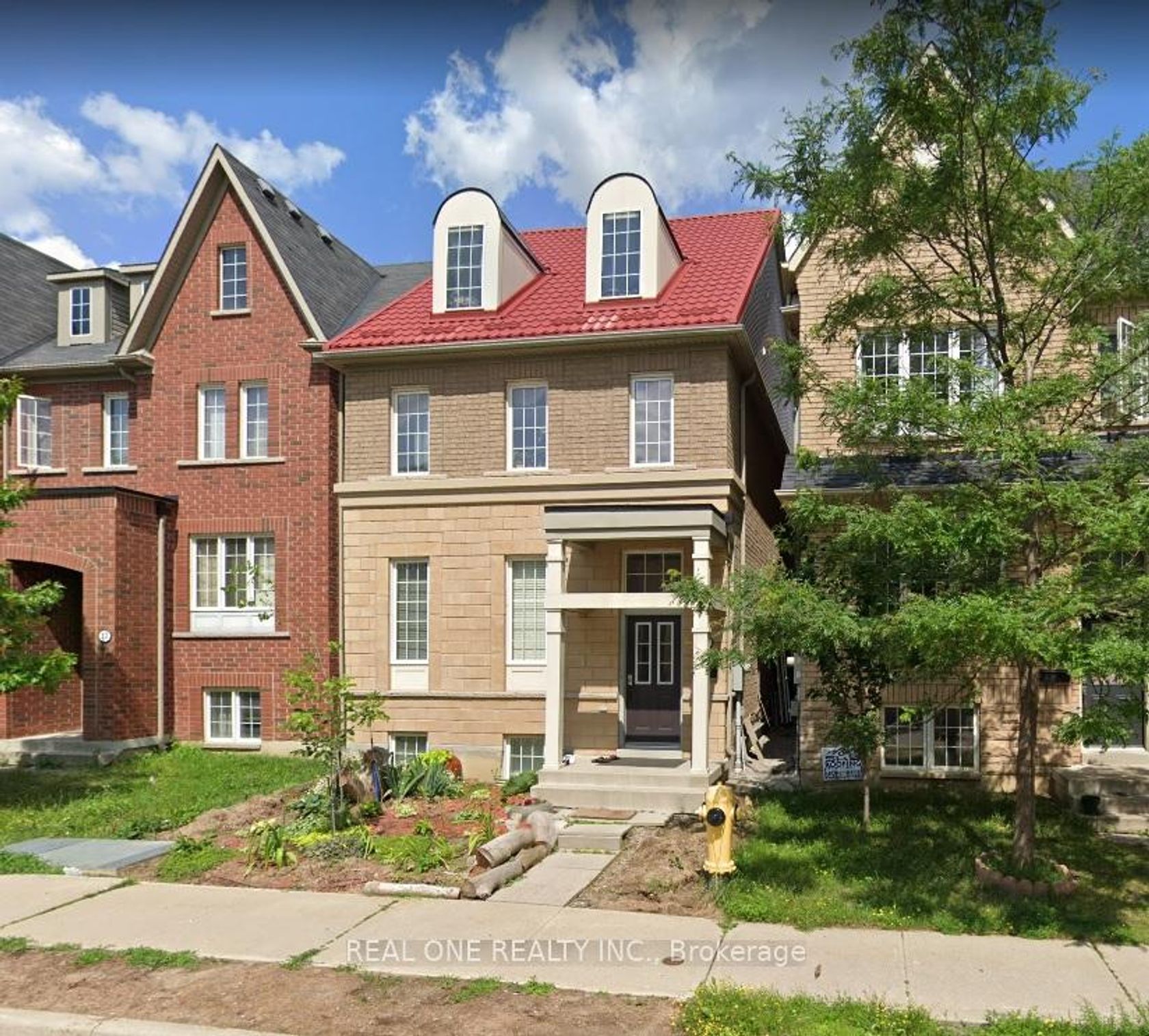 15 Hackett Avenue, York University Heights, Toronto photo 3