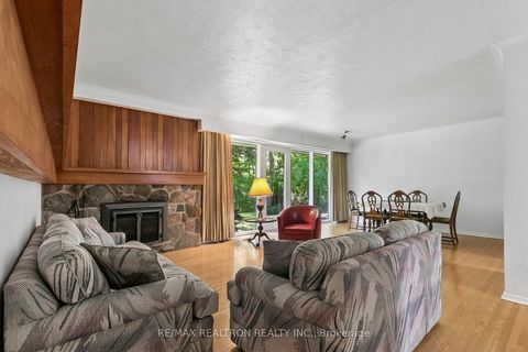 Photo 8 at 25 Groveland Crescent, Donalda, Toronto