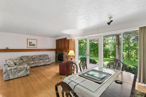 Photo 10 at 25 Groveland Crescent, Donalda, Toronto
