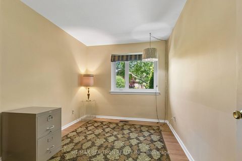 Photo 18 at 25 Groveland Crescent, Donalda, Toronto
