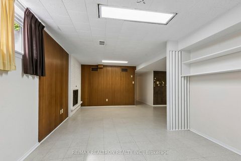 Photo 23 at 25 Groveland Crescent, Donalda, Toronto