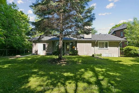 Photo 29 at 25 Groveland Crescent, Donalda, Toronto