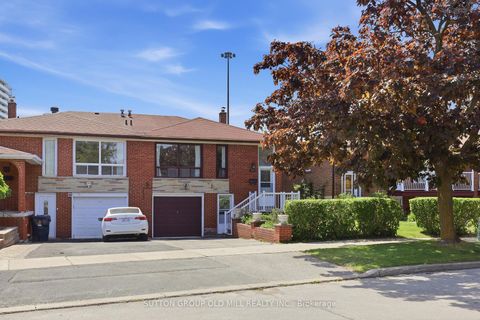 Photo 2 at 94 Muirhead Road, Pleasant View, Toronto