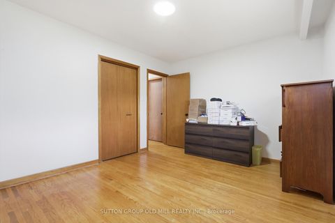 Photo 12 at 94 Muirhead Road, Pleasant View, Toronto