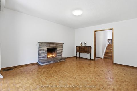 Photo 14 at 94 Muirhead Road, Pleasant View, Toronto