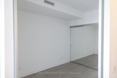 Photo 6 at 913 - 57 St Joseph Street, Bay Street Corridor, Toronto