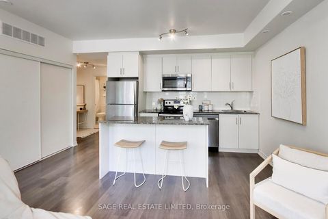 Photo 5 at 2 - 130 Long Branch Avenue, Long Branch, Toronto