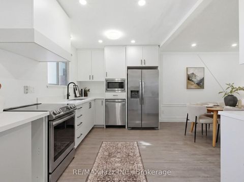 Photo 22 at 50 Oakdale Drive, Donevan, Oshawa