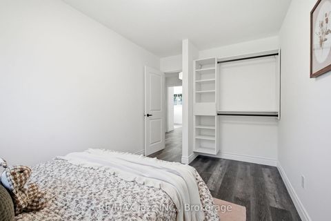 Photo 32 at 50 Oakdale Drive, Donevan, Oshawa