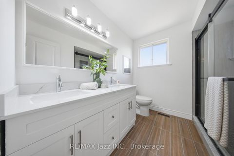Photo 37 at 50 Oakdale Drive, Donevan, Oshawa