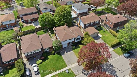 Photo 43 at 50 Oakdale Drive, Donevan, Oshawa