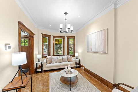 Photo 5 at 13 Evelyn Crescent, High Park North, Toronto